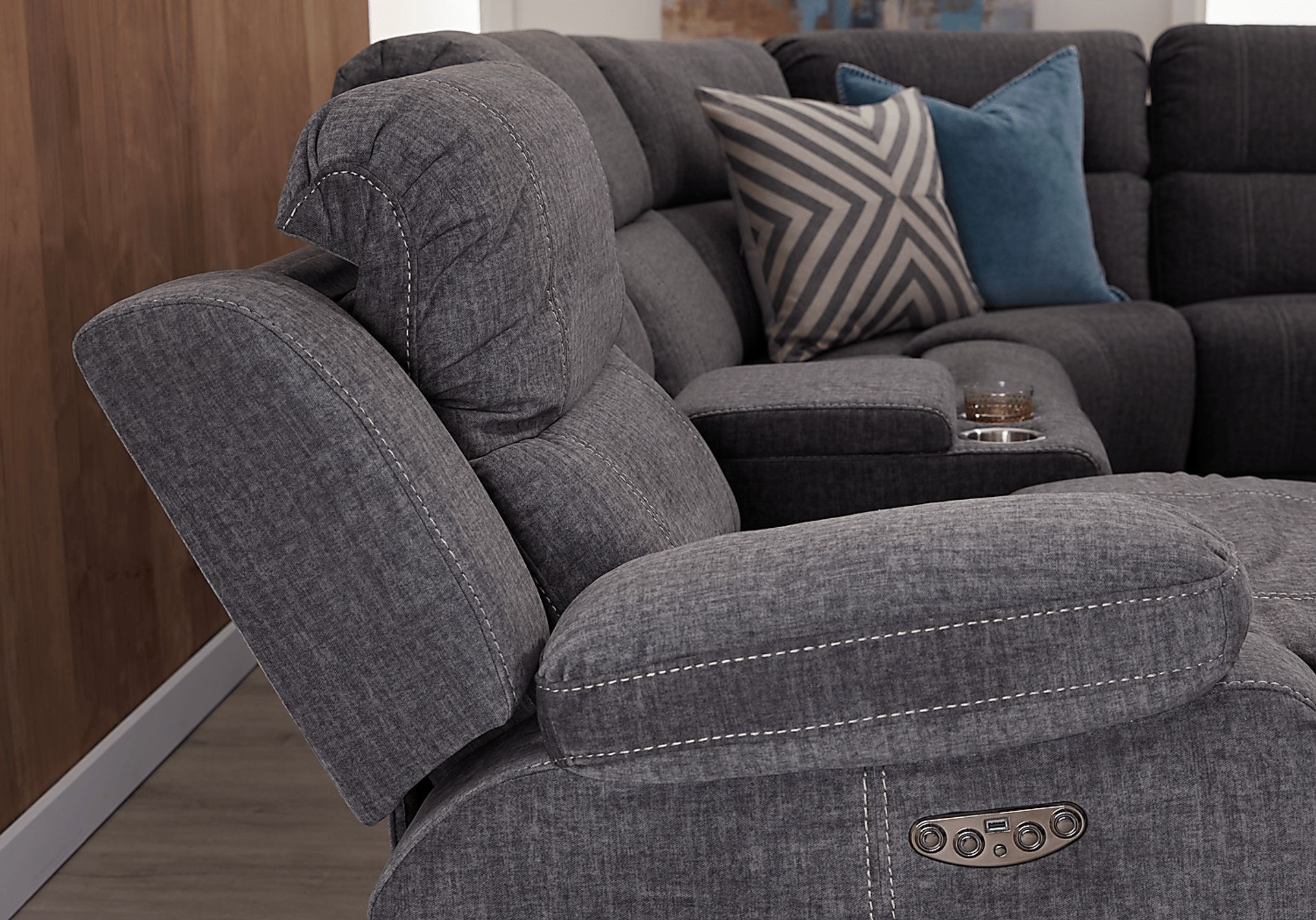 Prescott Point Gray 6 Pc Power Reclining Sectional - Image 5