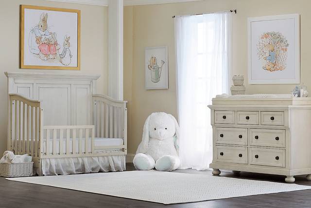 Baby Cache Prestcott Antique White 6 Pc Nursery with Toddler & Conversion Rails - Thumbnail - Image 10