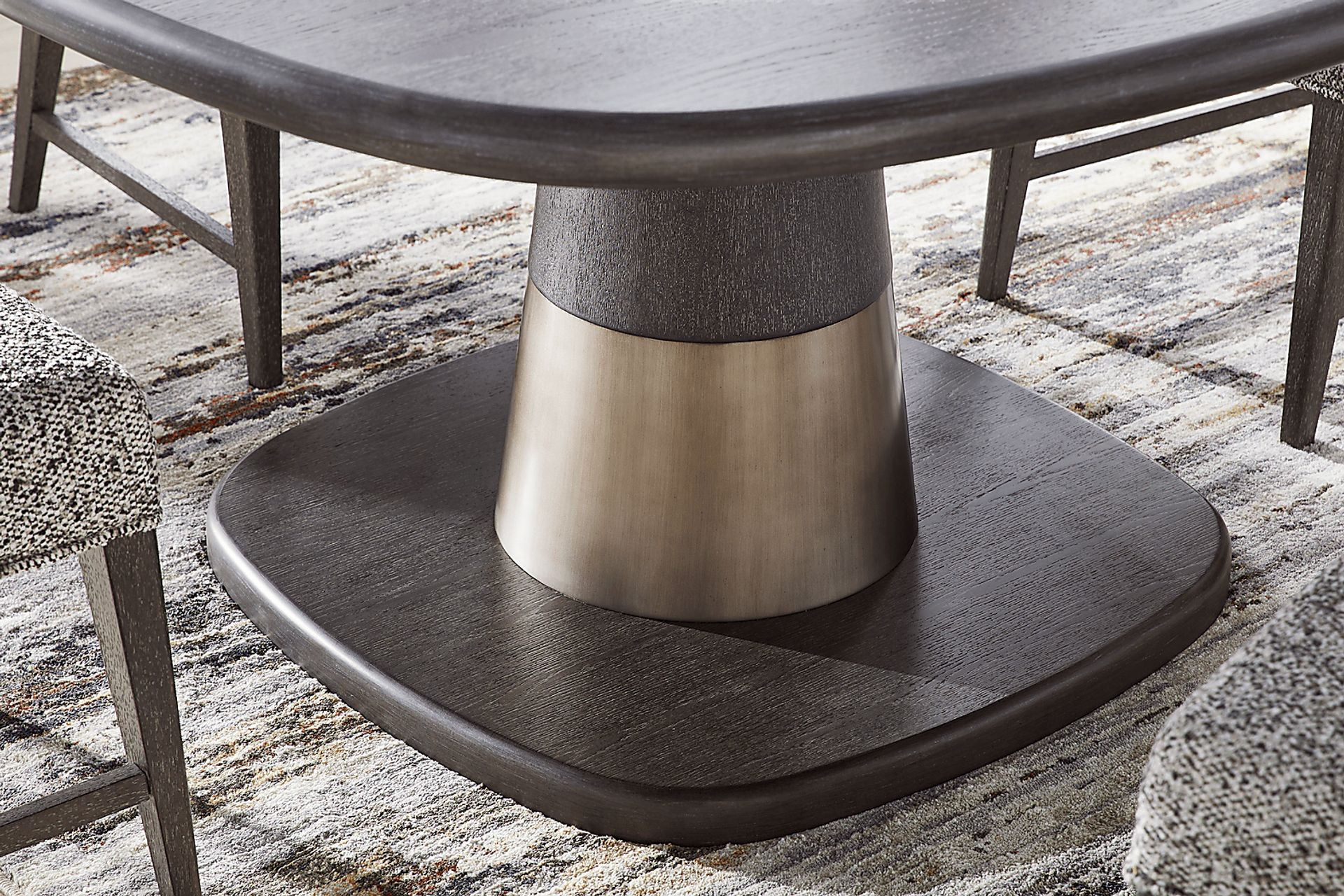 Preston Heights Gray 7 Pc Round Dining Room - Image 3