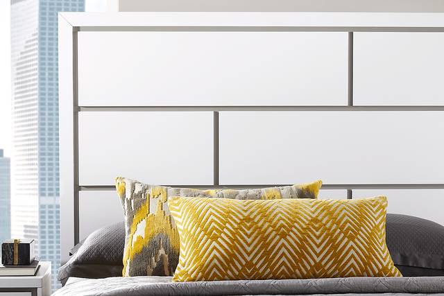 Princeton Hall White 5 Pc King Bedroom - Thumbnail - Image 3
