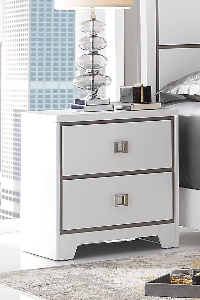 Princeton Hall White 5 Pc King Bedroom - Thumbnail - Image 7