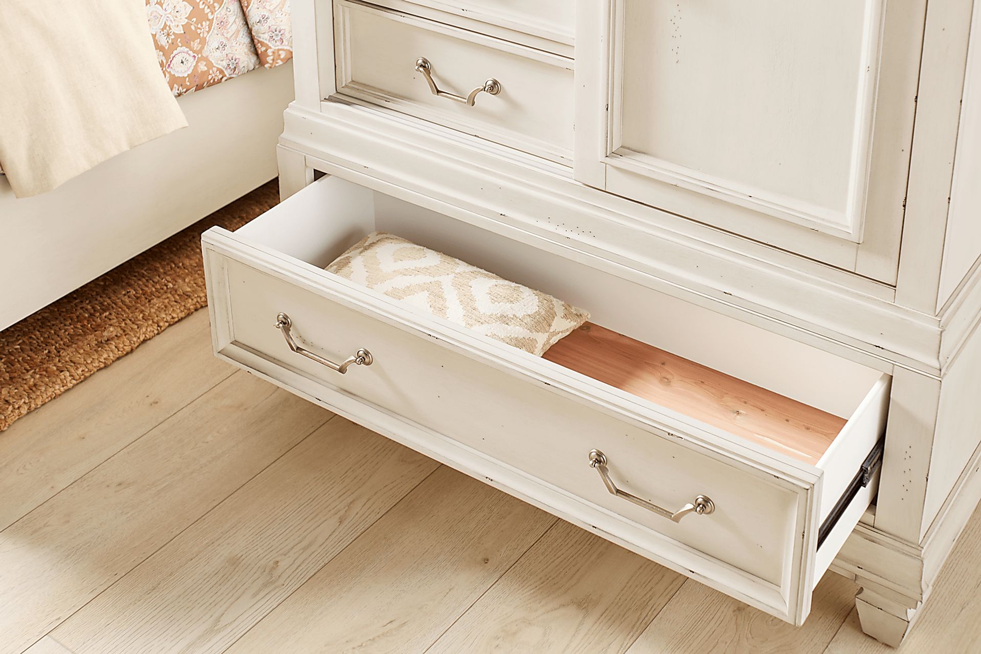 Provence White Sliding Door Chest - Image 4