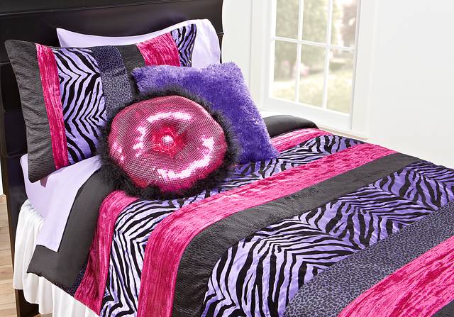 Purple Safari Twin Bed Set - Thumbnail - Image 1