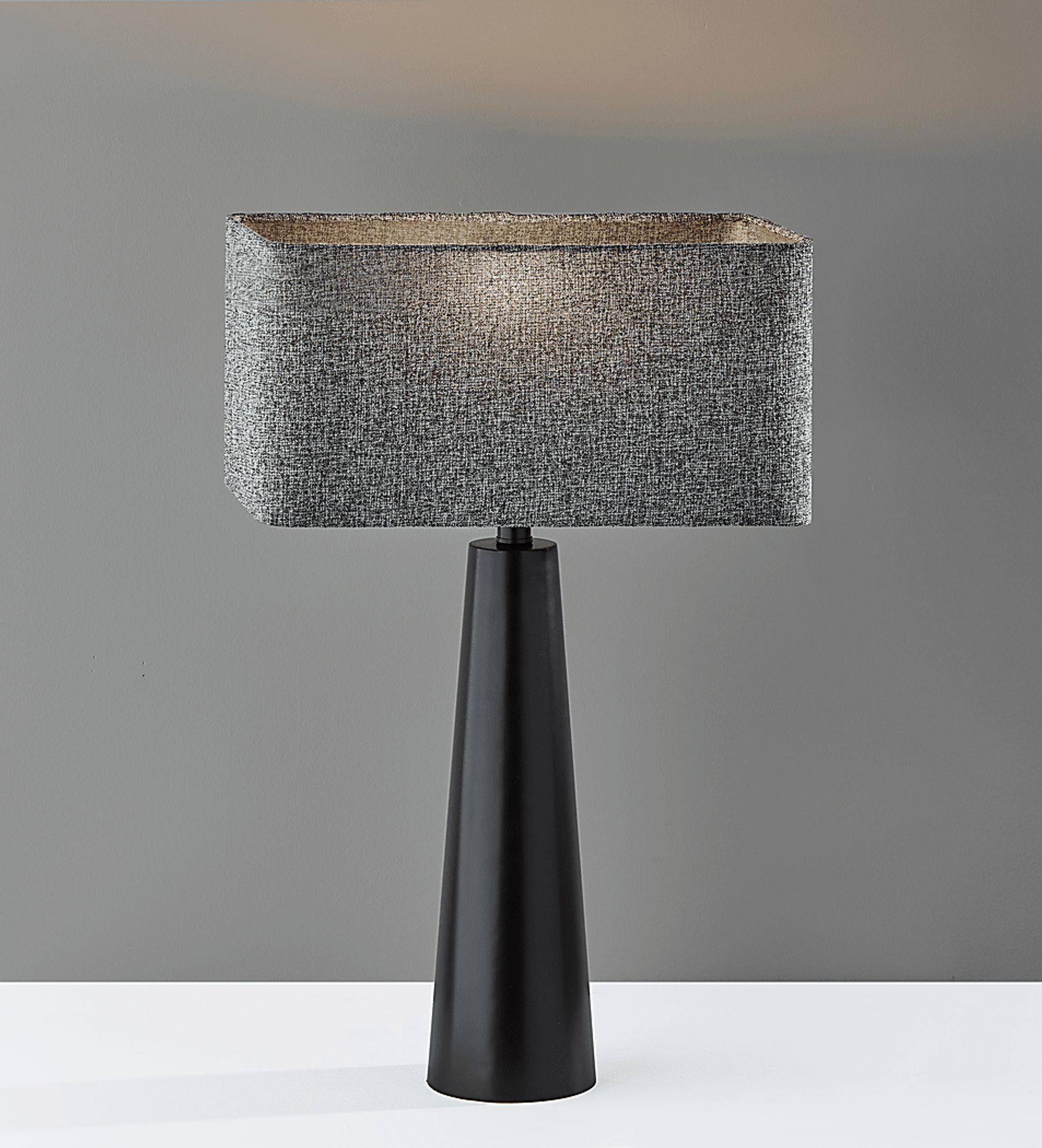 Quaker Lane Black Lamp - Image 2
