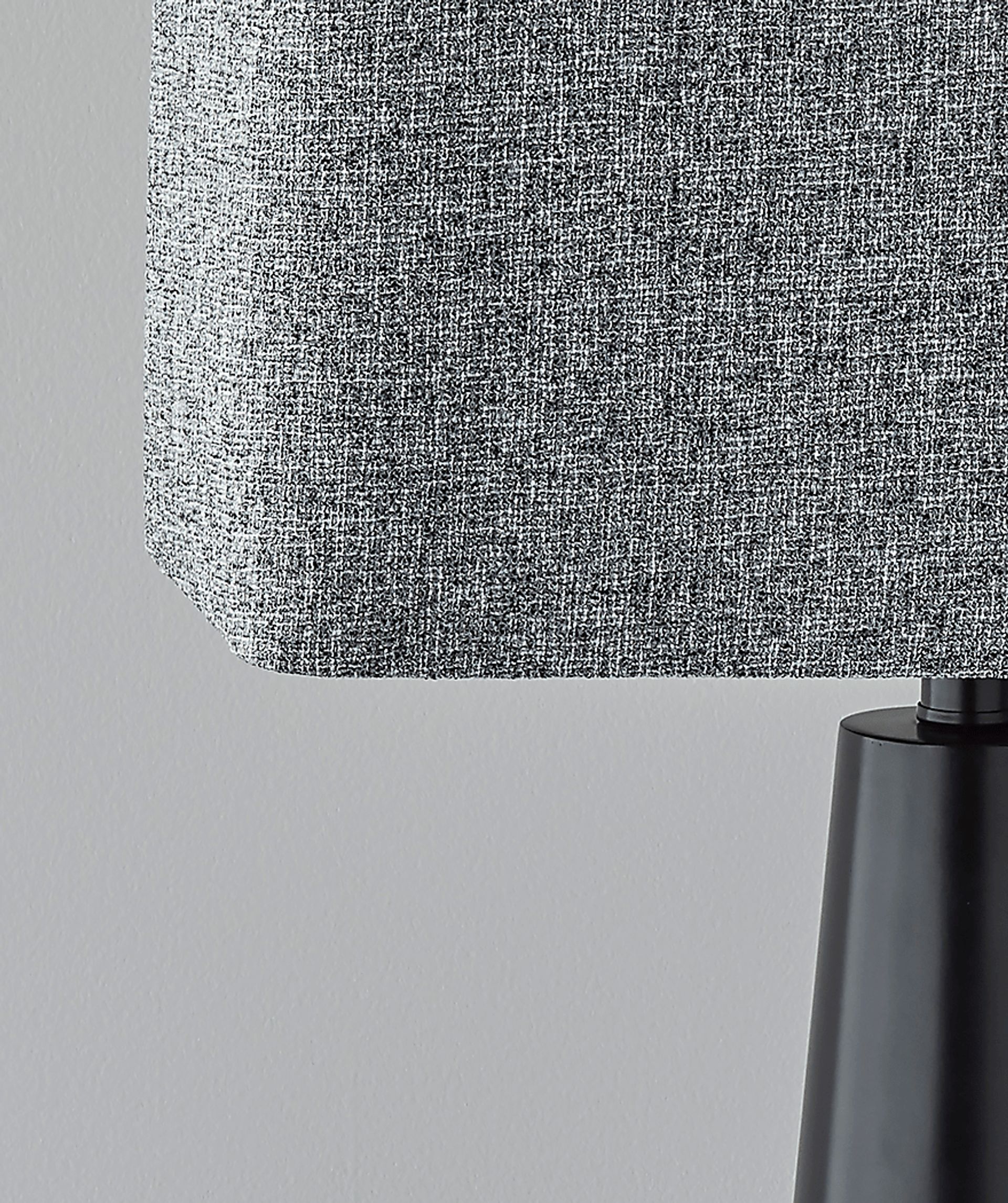 Quaker Lane Black Lamp - Image 3