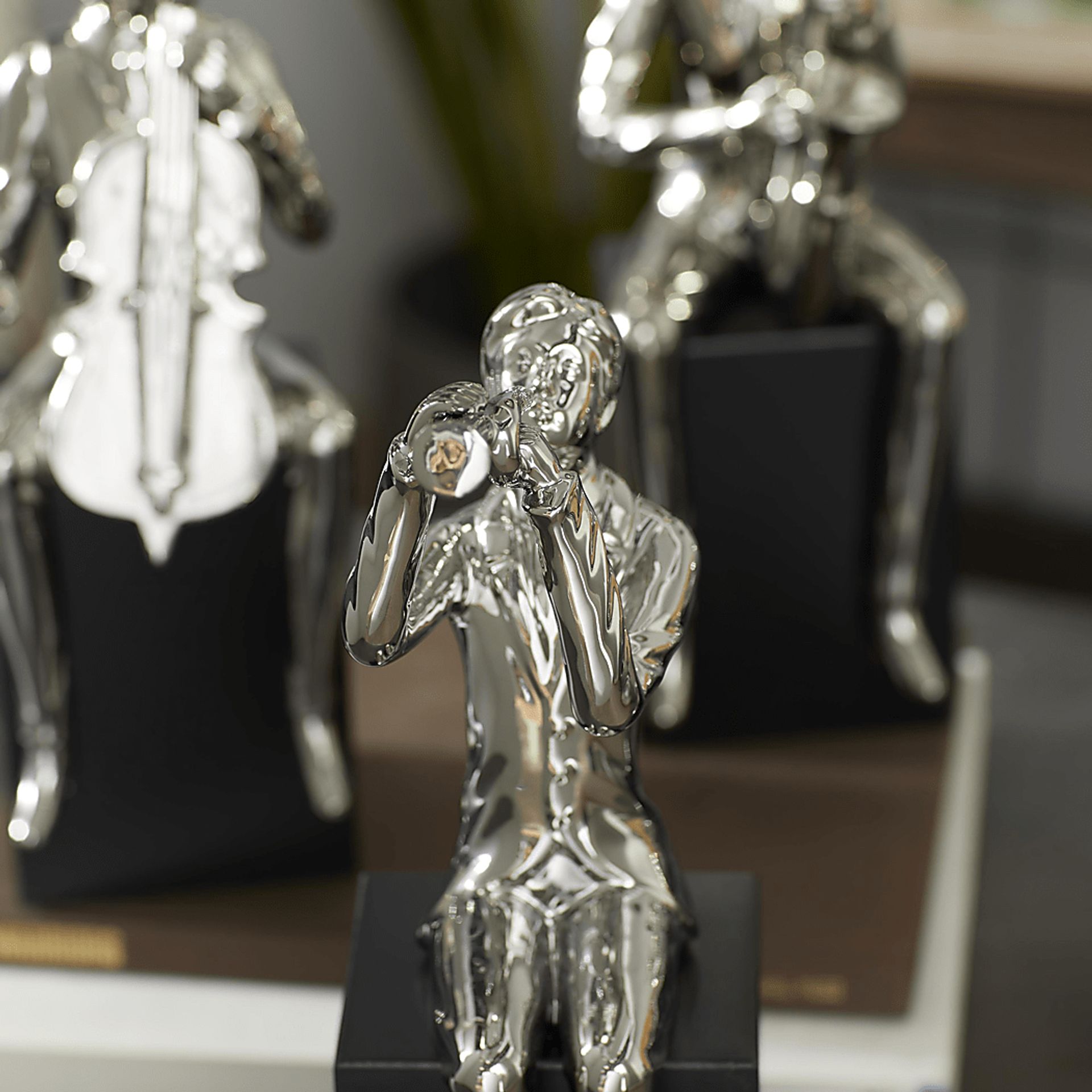 Quart Silver Sculpture, Set of 4 - Image 4