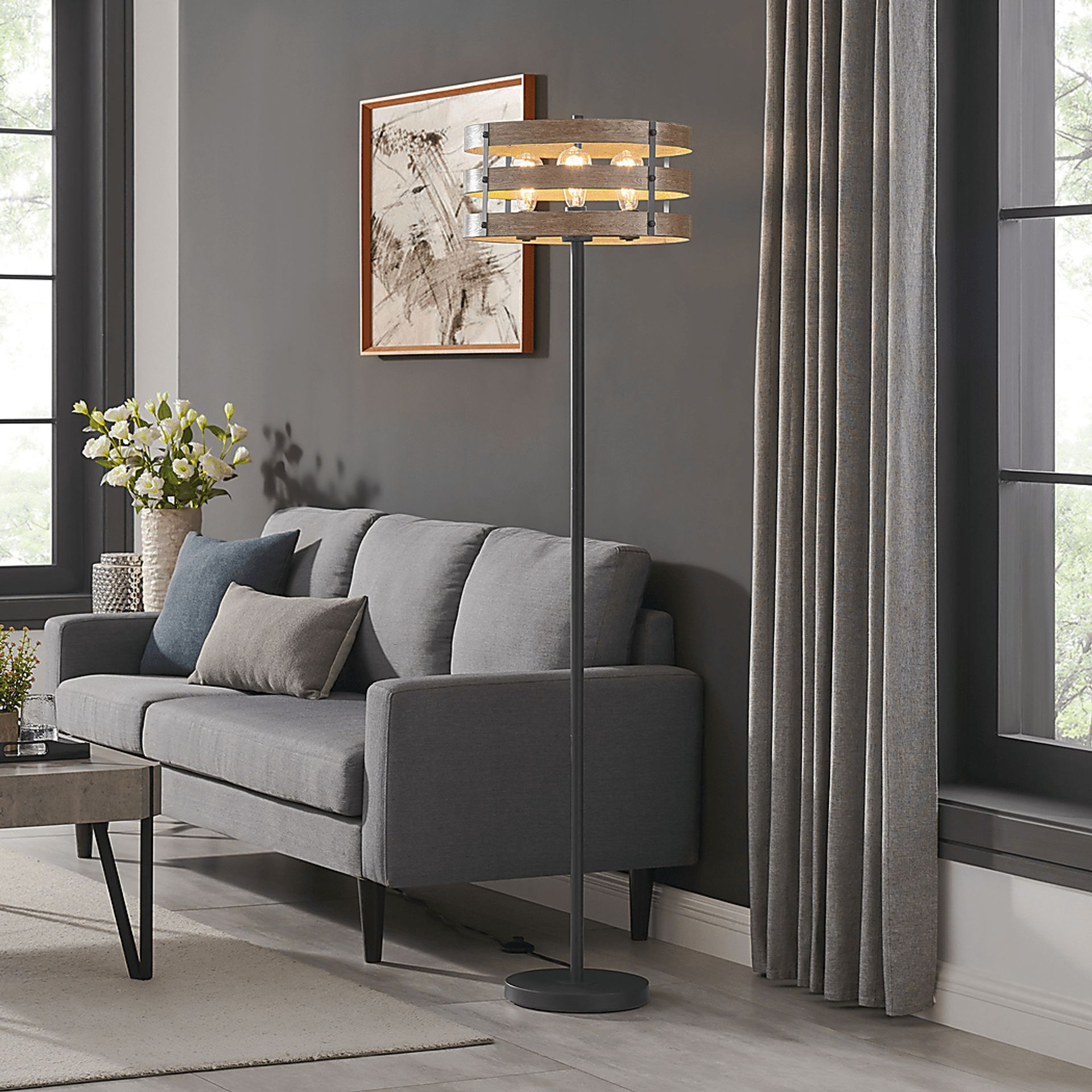 Quaylo Cove Black Floor Lamp - Image 2