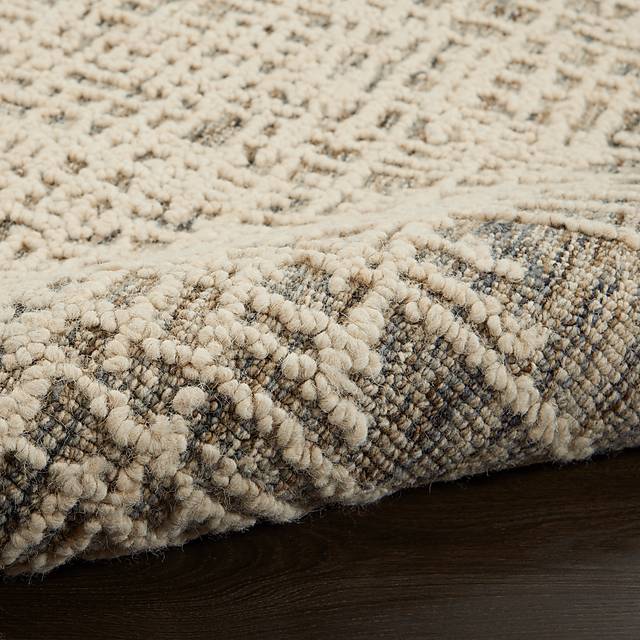Quito Ivory 5'3" x 7'3" Rug - Thumbnail - Image 2