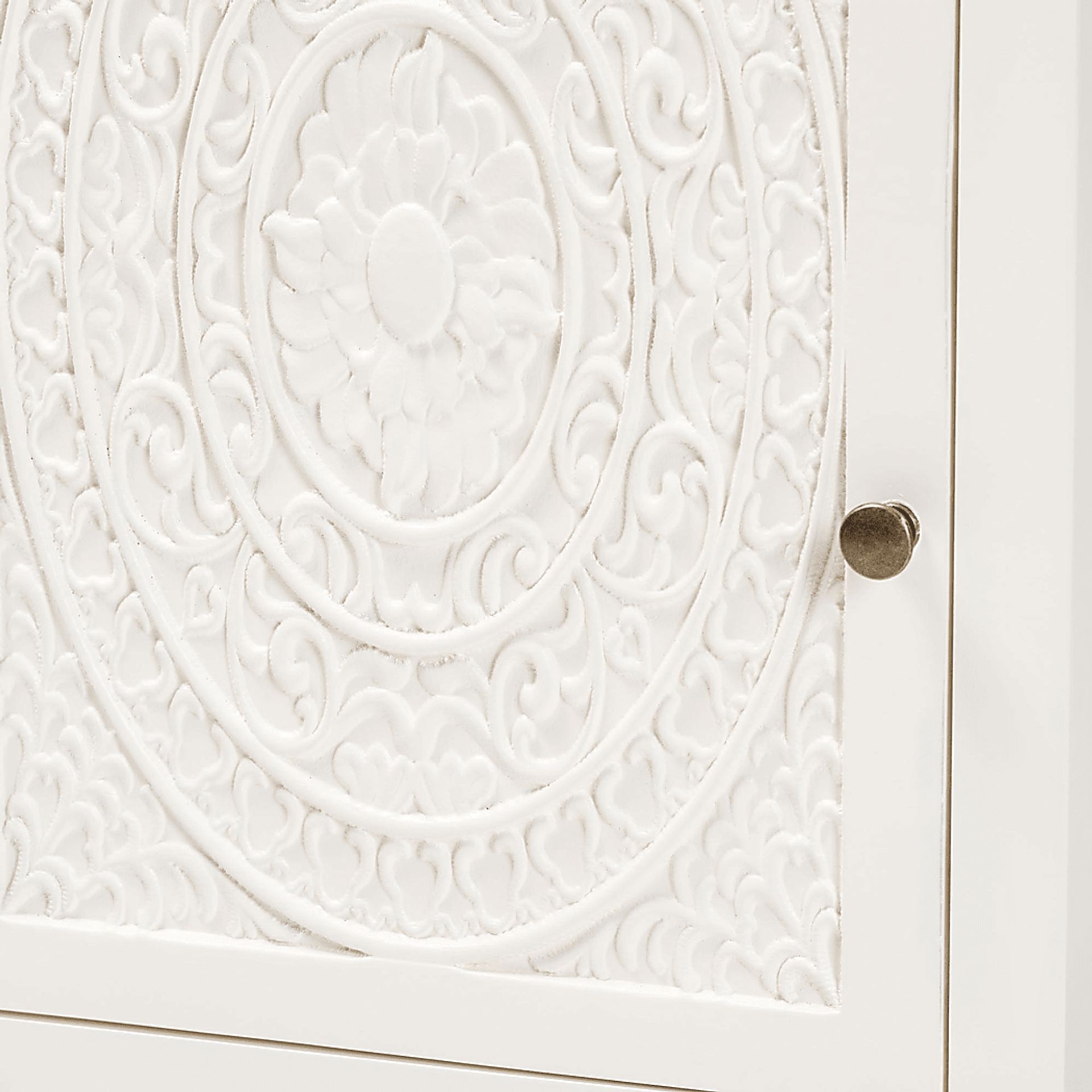 Radslow White Nightstand - Image 6
