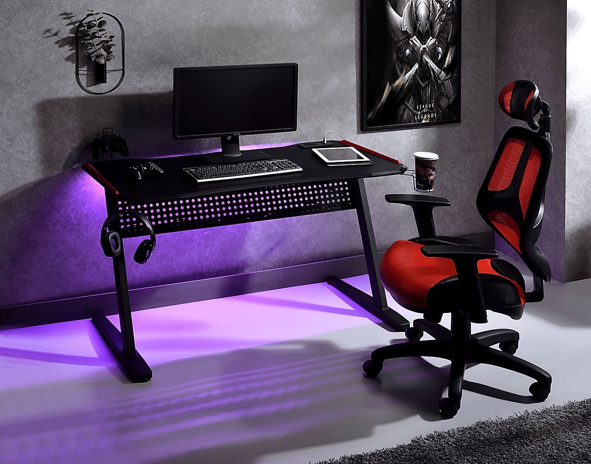 Raggley Black PC Computer Desk with USB Port - Image 6