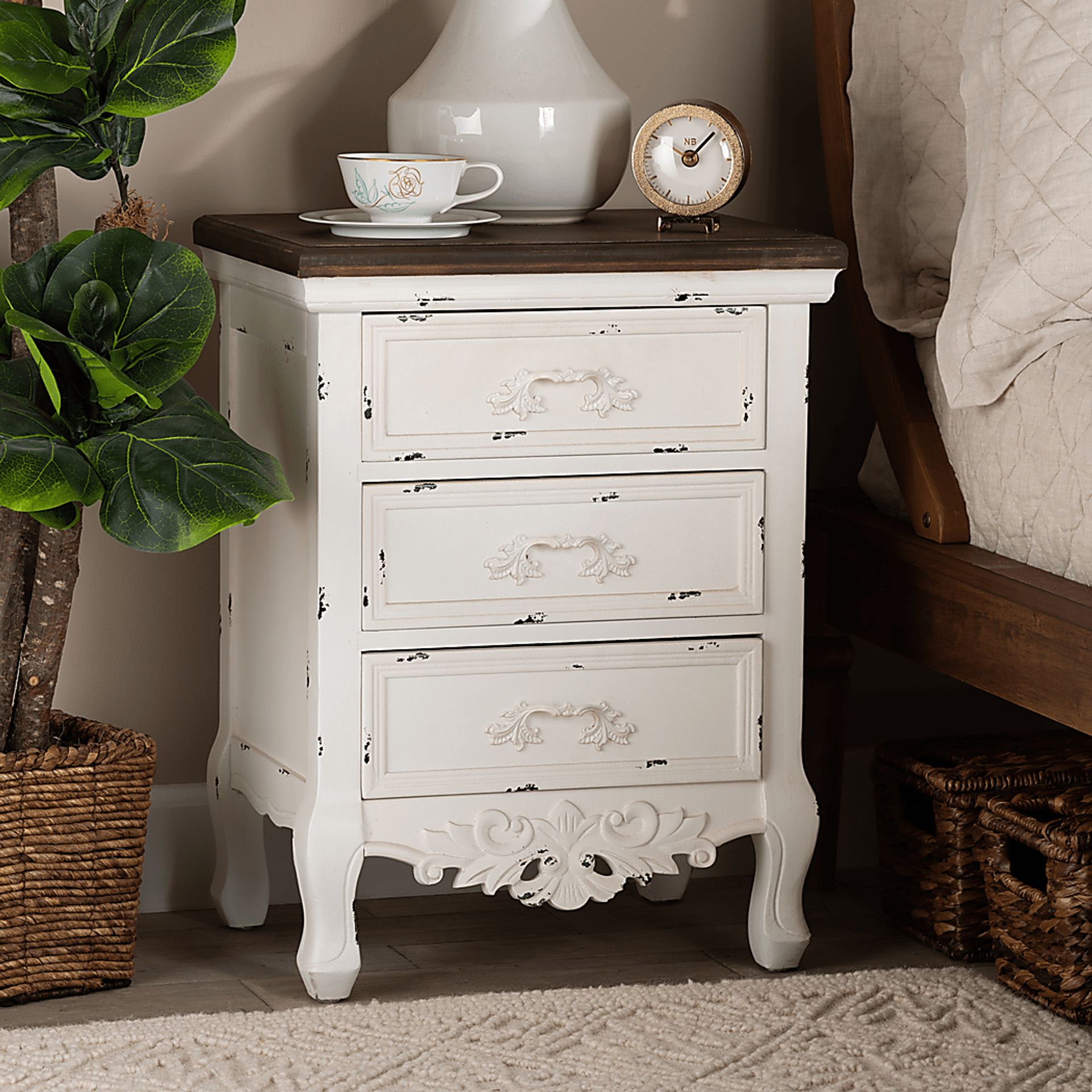 Raveneaux White Nightstand - Image 2