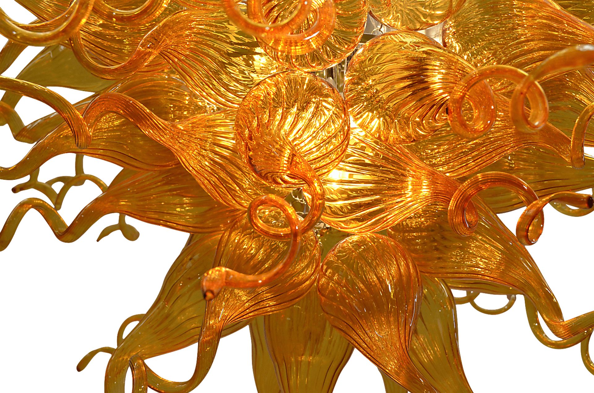Rayet Amber Chandelier - Image 4