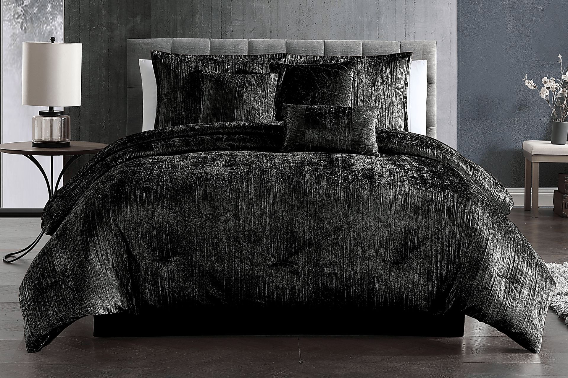 Recine Black 7 Pc Queen Comforter Set - Image 1
