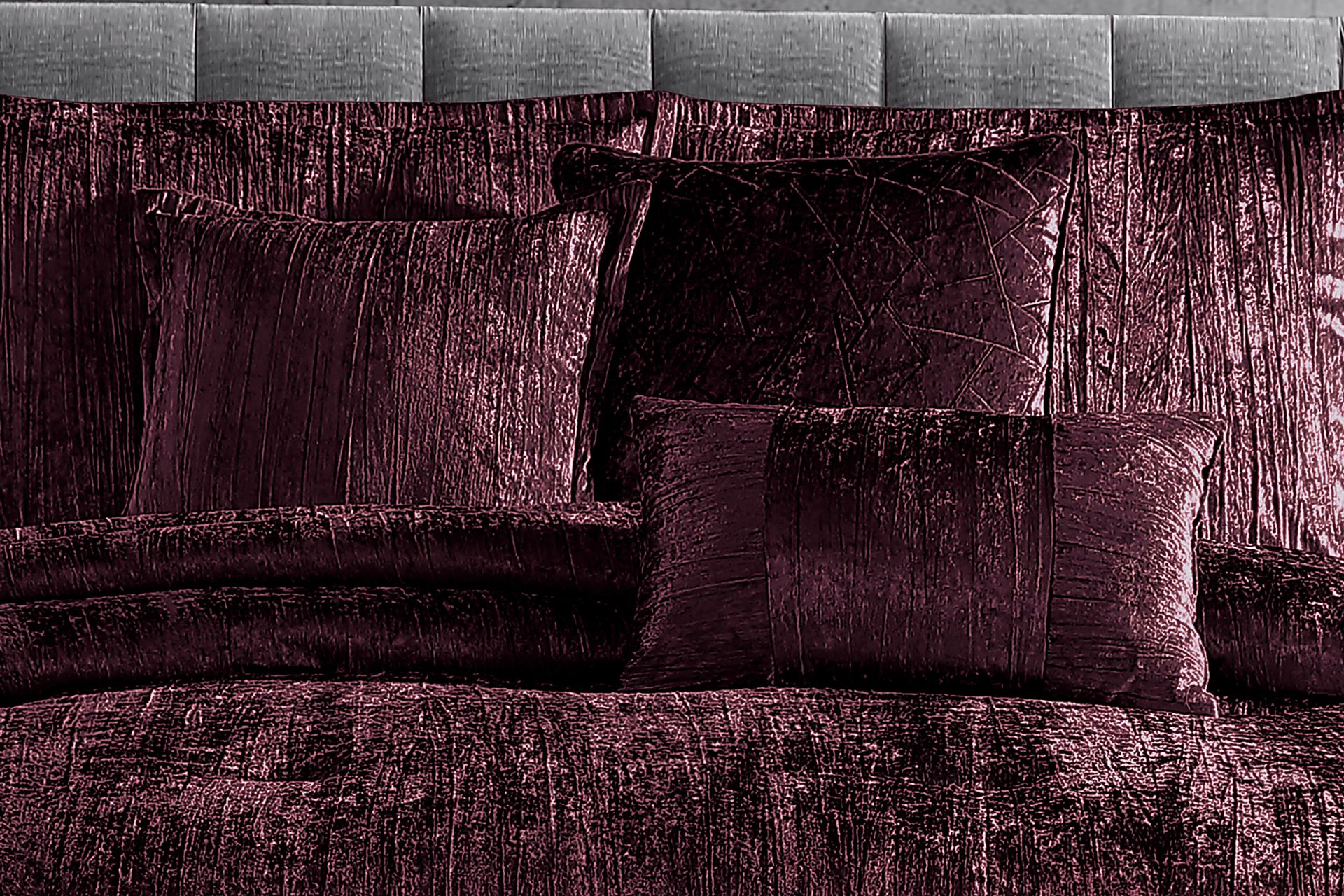Recine Purple 7 Pc King Comforter Set - Image 4