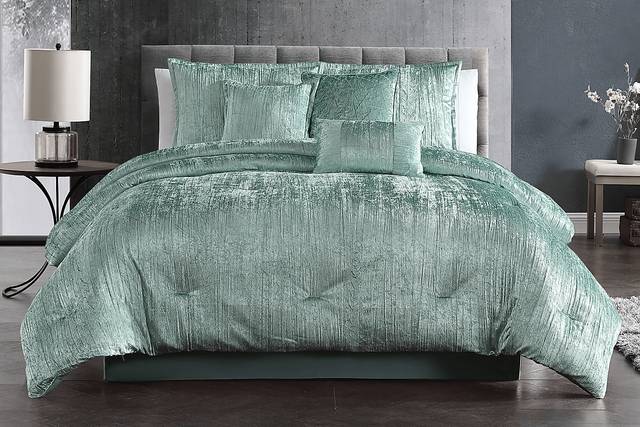 Recine Teal 7 Pc King Comforter Set - Thumbnail - Image 1