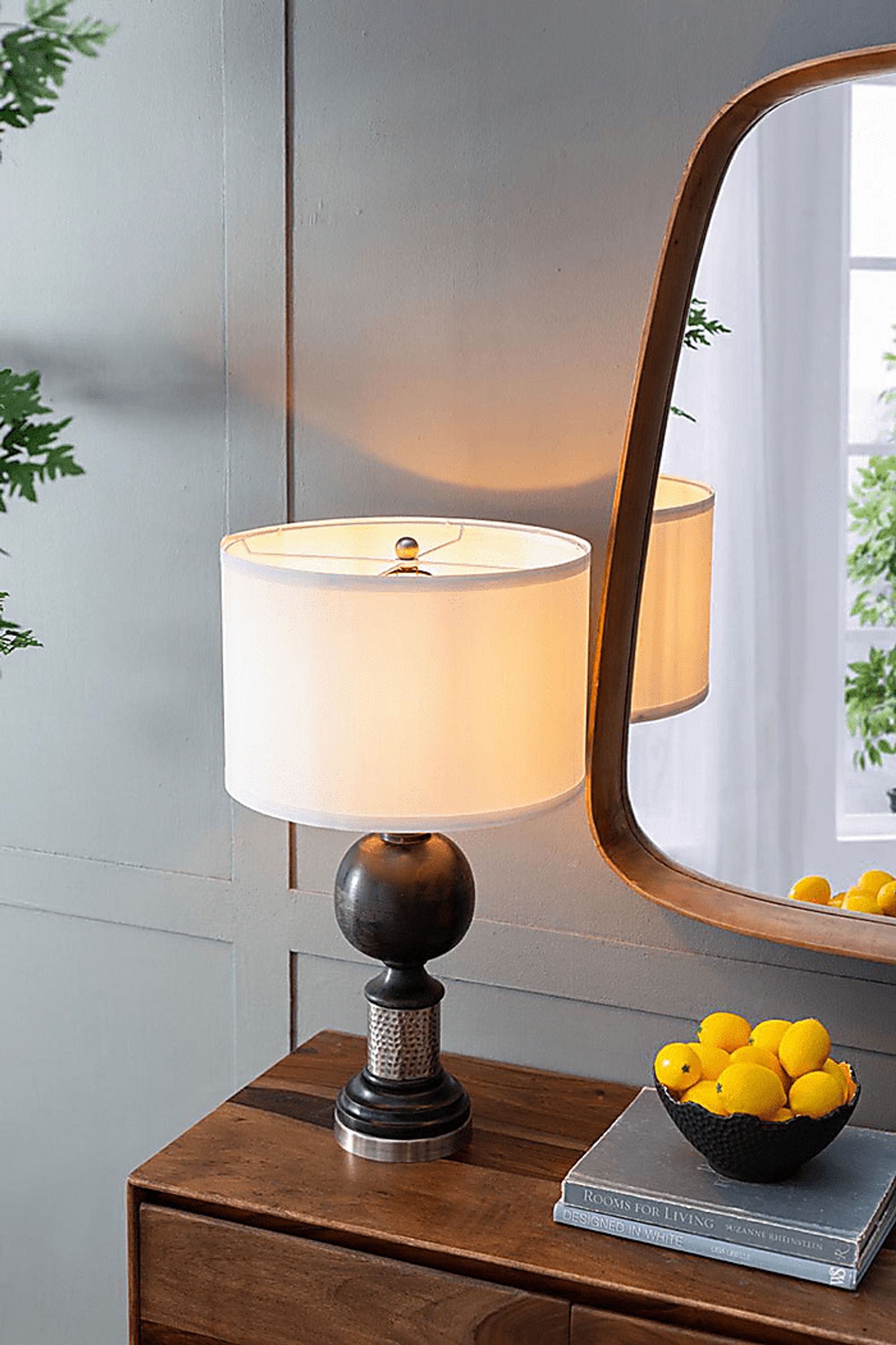 Reclinata Shade Black Lamp - Image 4