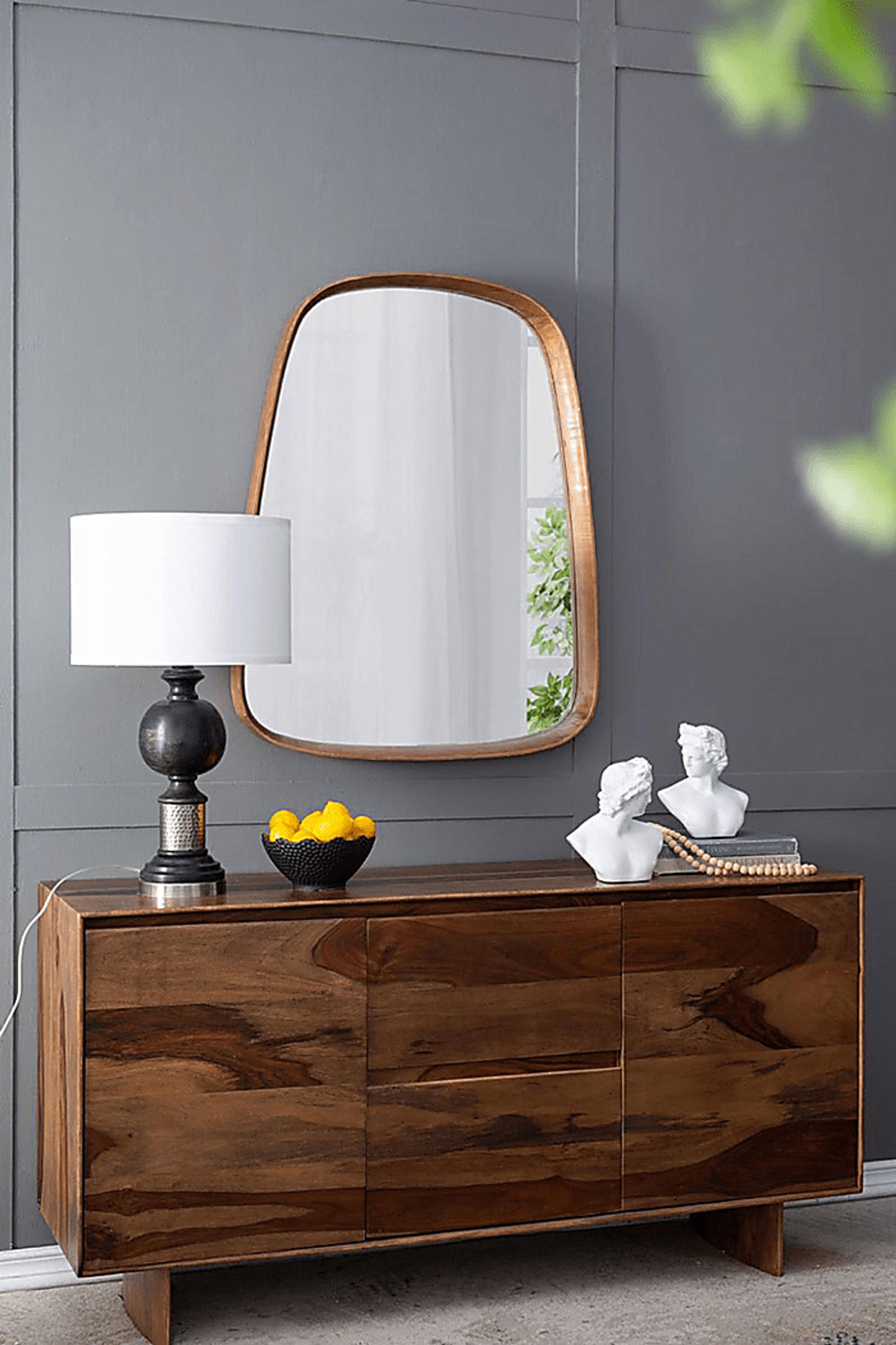 Reclinata Shade Black Lamp - Image 5