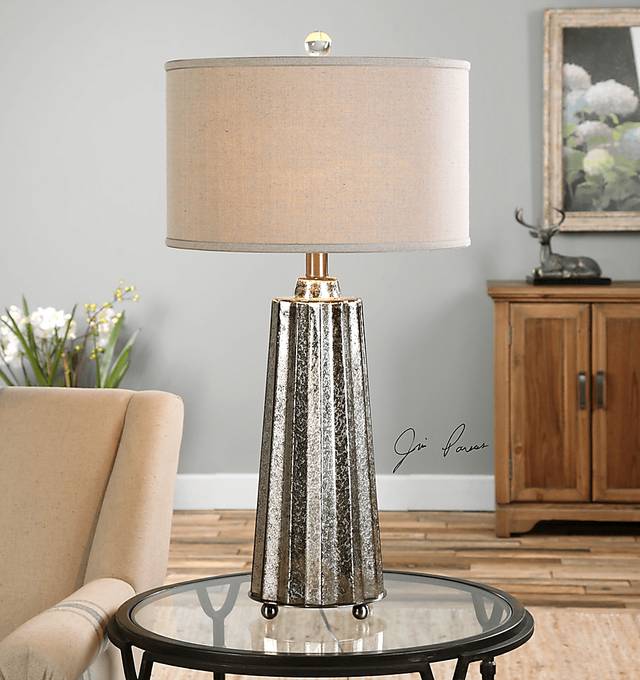 Regent Oak Gray Lamp - Thumbnail - Image 2