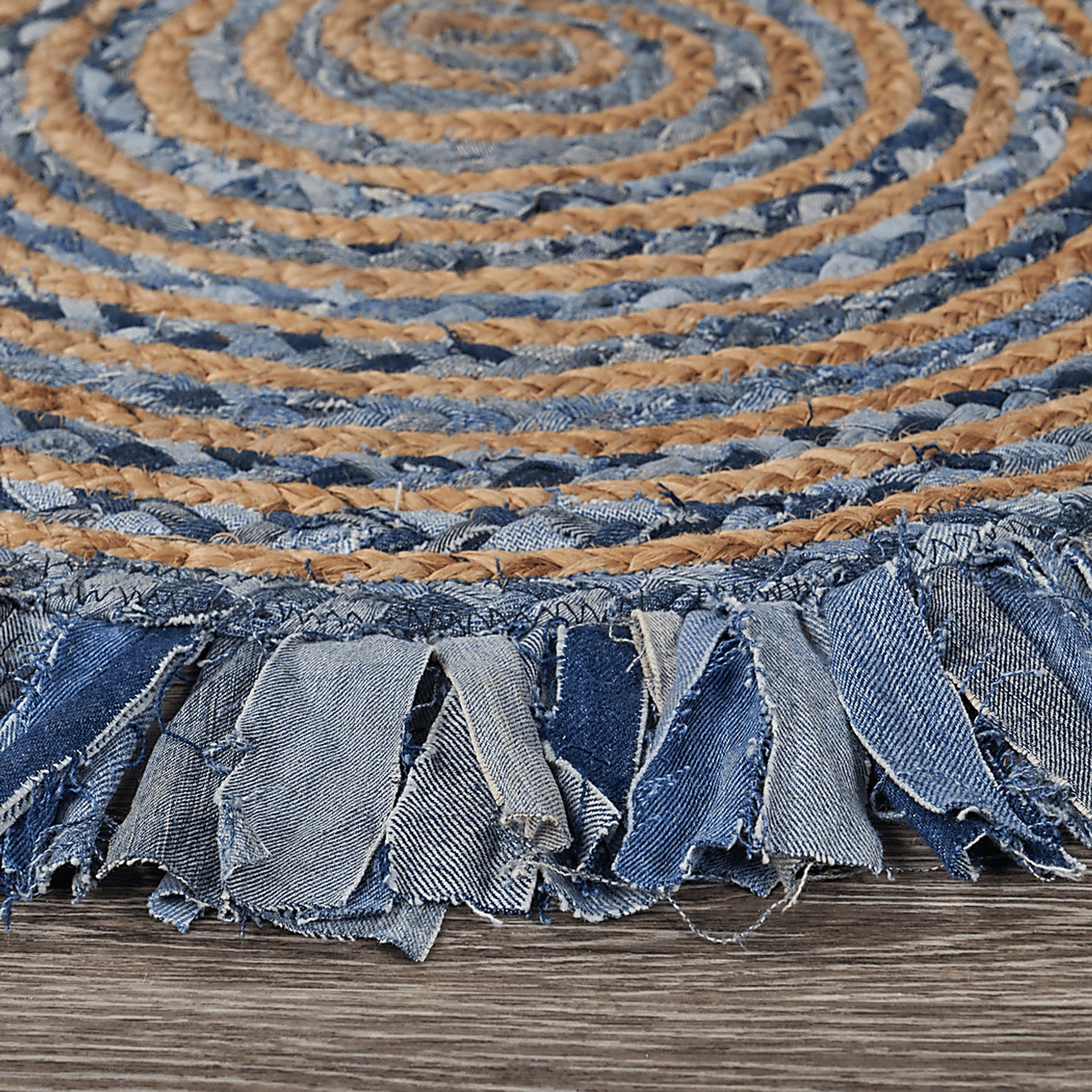 Reizu Blue 5'6 Round Rug - Image 4