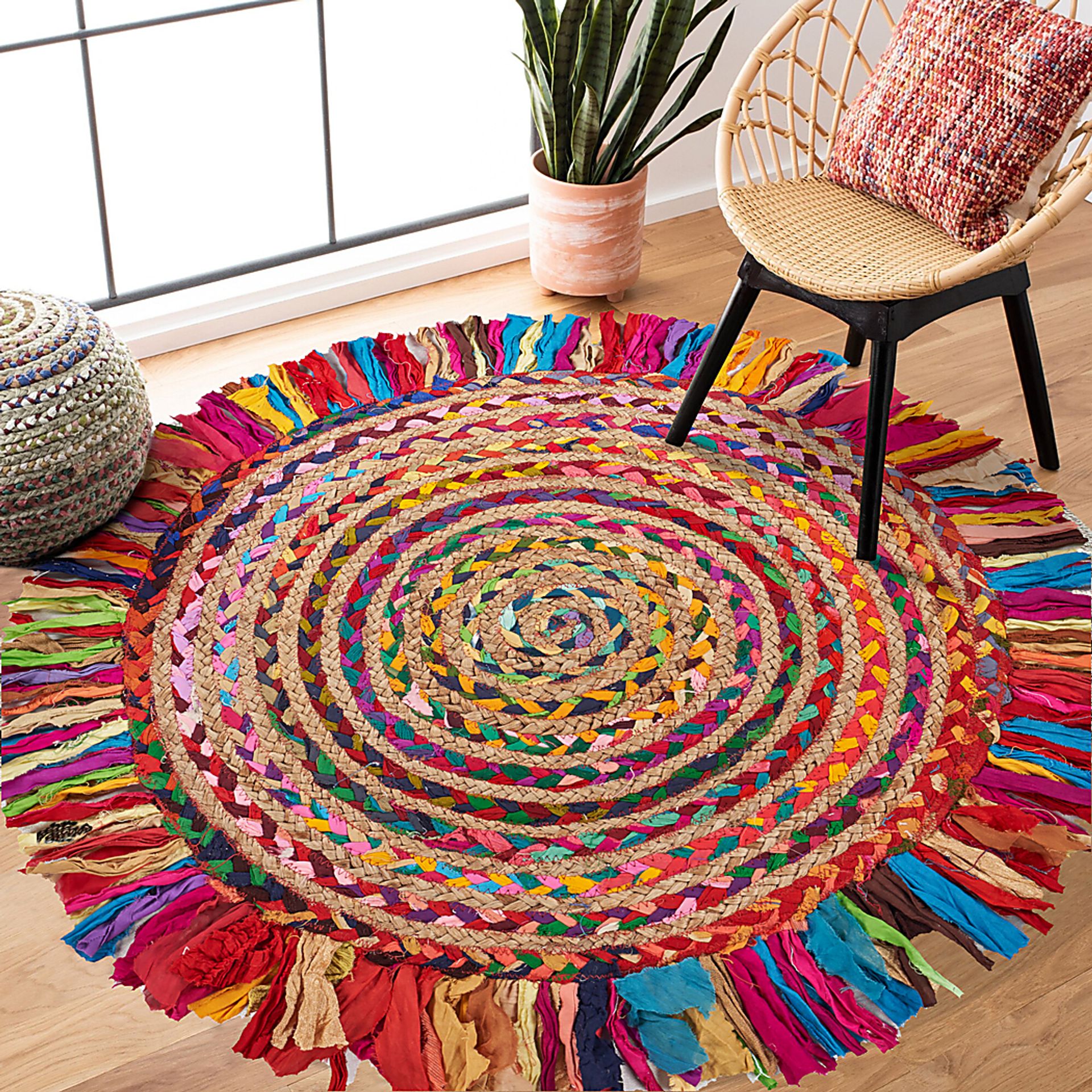 Reizu Red/Multi 5'6 Round Rug - Image 2