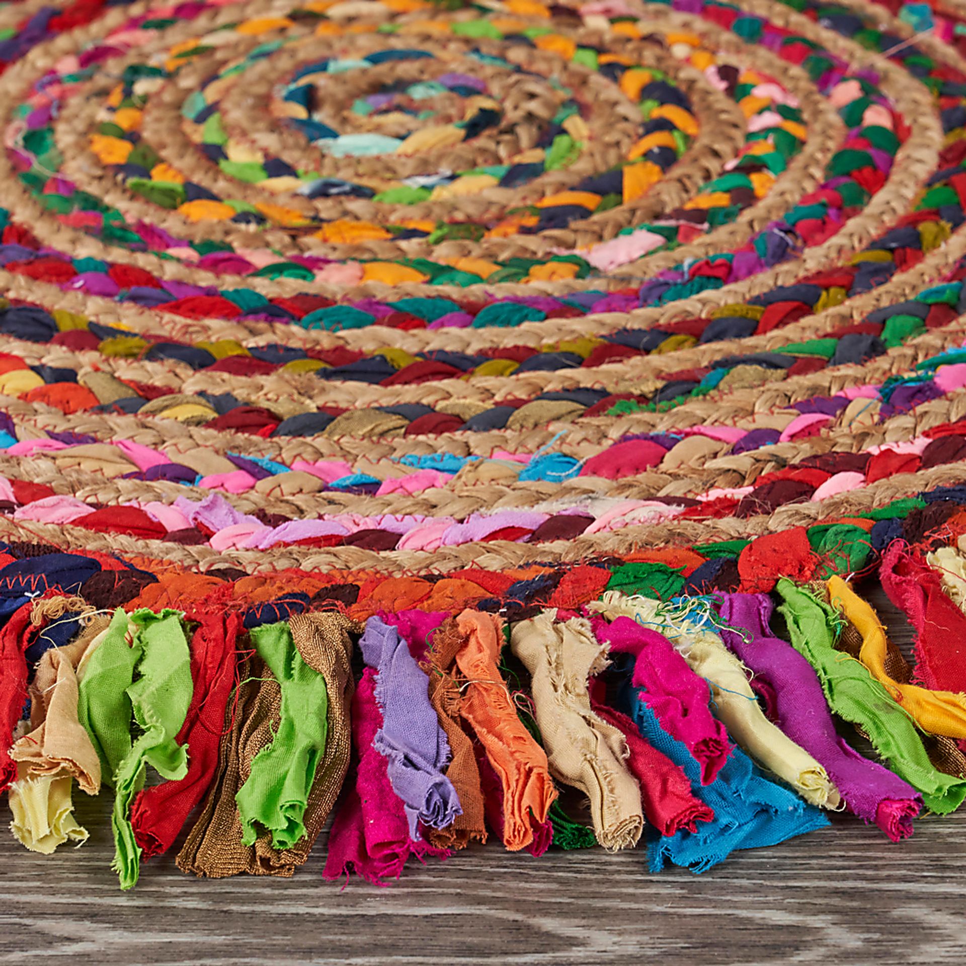 Reizu Red/Multi 5'6 Round Rug - Image 4