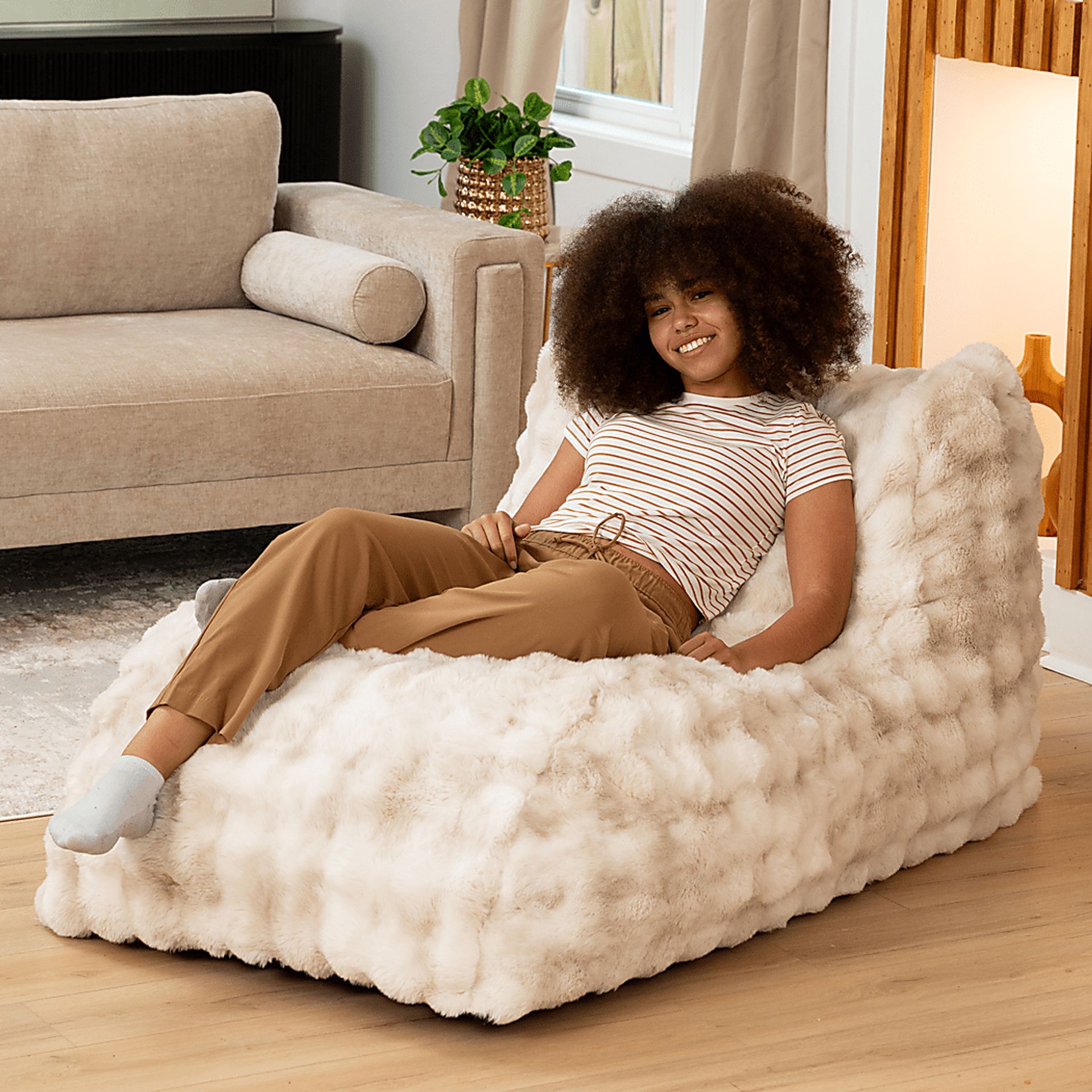 Relaxer Cream Bean Bag Lounger - Image 4