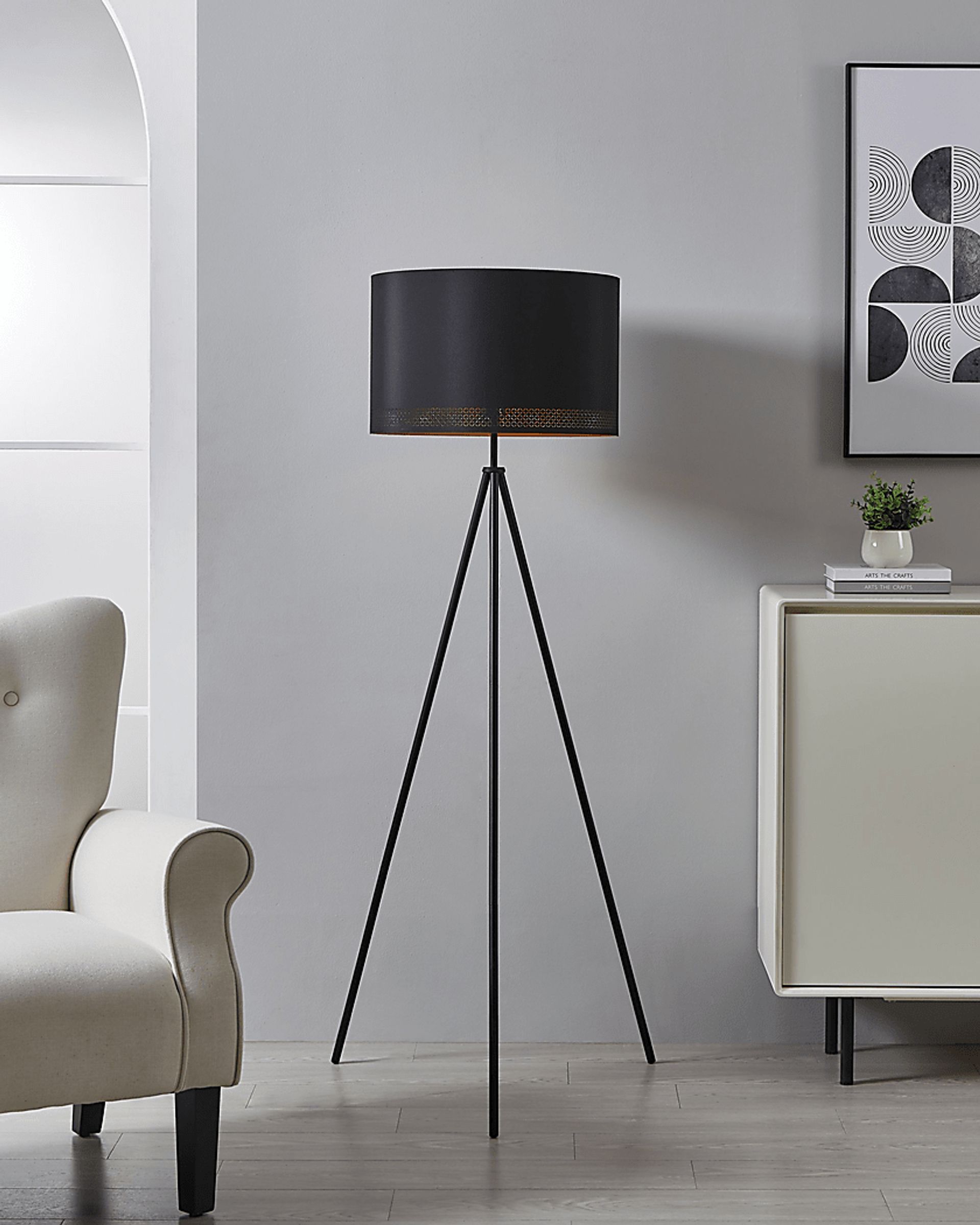 Renfrew Lane Black Floor Lamp - Image 2