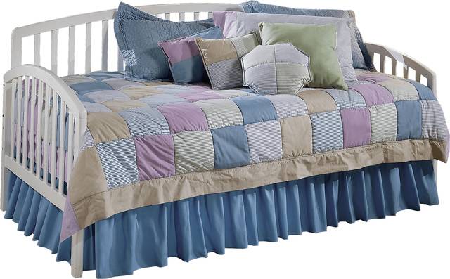 Restani White Daybed With Trundle - Thumbnail - Image 1
