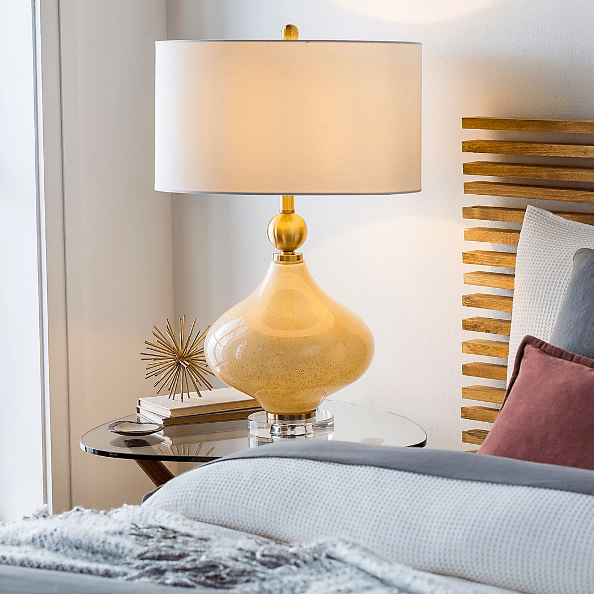 Rhett Peak Ivory Lamp - Image 9