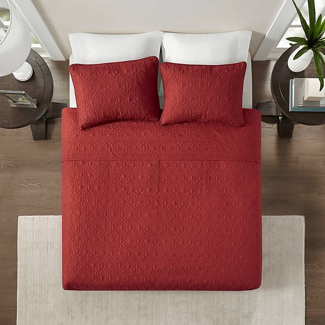 Riaz Red 3 Pc Queen Coverlet Set - Thumbnail - Image 3