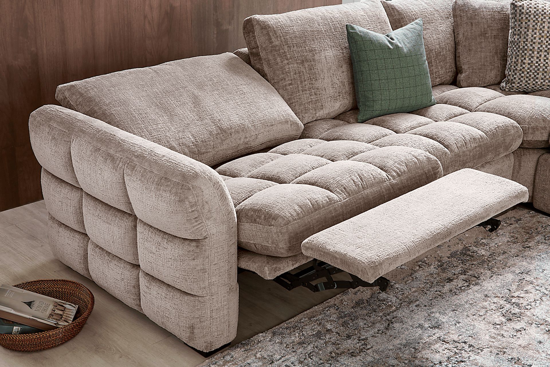 Richland Gray 5 Pc Power Reclining Sectional - Image 8