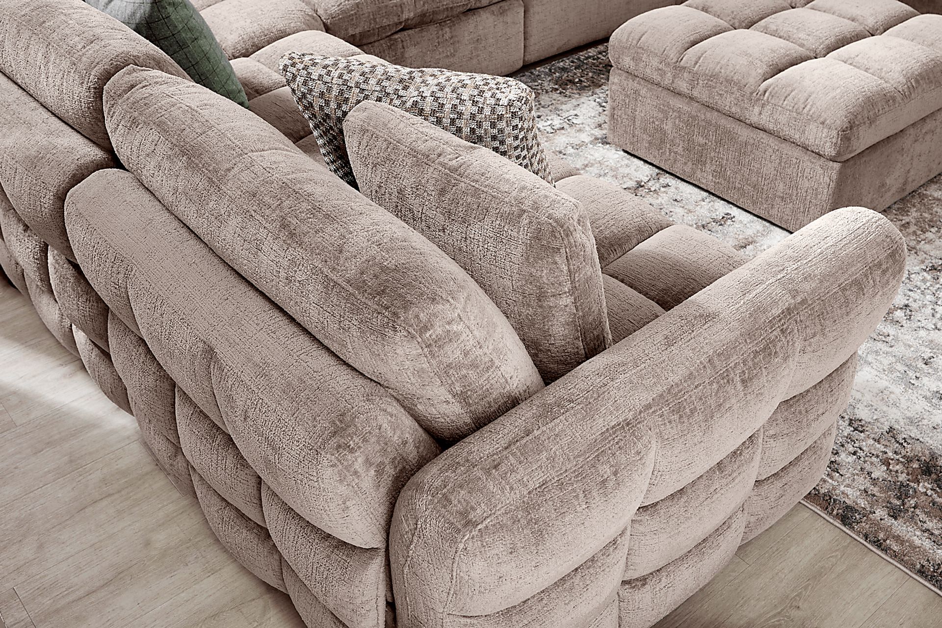 Richland Gray 5 Pc Power Reclining Sectional - Image 10