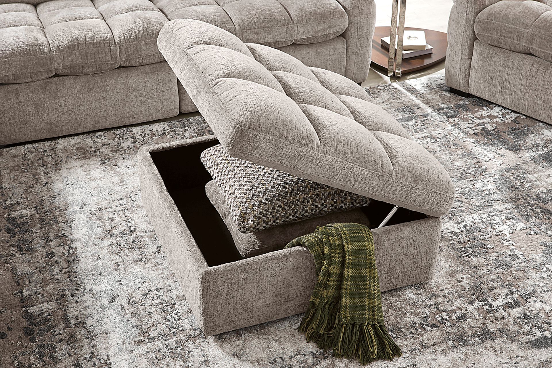 Richland Gray Storage Ottoman - Image 4