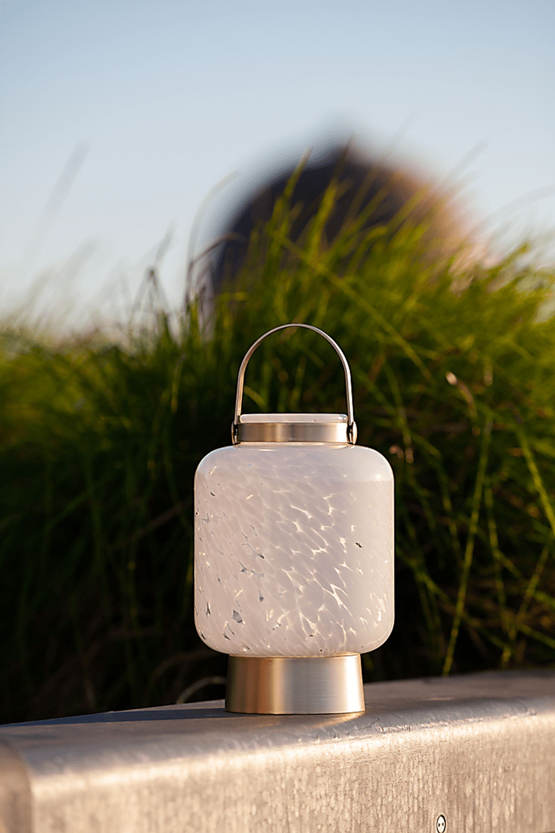 Ricon Isle Indoor/Outdoor White Rechargeable Lantern - Image 5