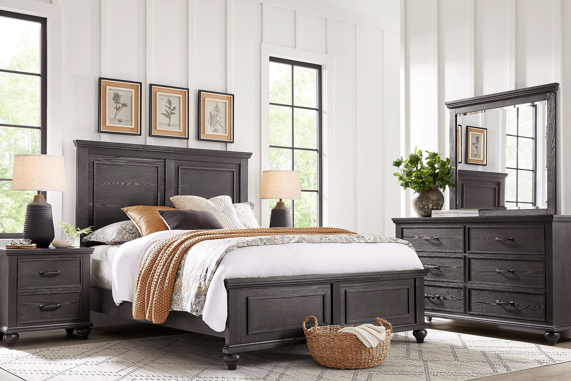 Ridgefield Ebony 5 Pc King Panel Bedroom - Image 1