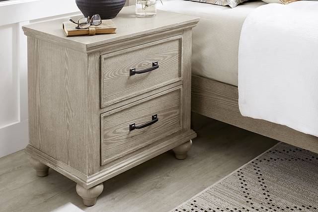 Ridgefield Natural 7 Pc Queen Panel Bedroom - Thumbnail - Image 10