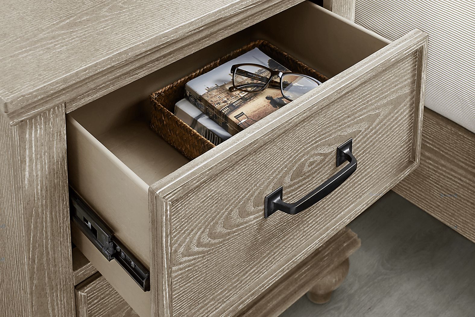 Ridgefield White Dresser - Thumbnail 5