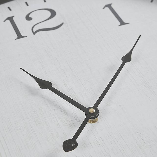 Riela Silver Clock - Thumbnail - Image 6