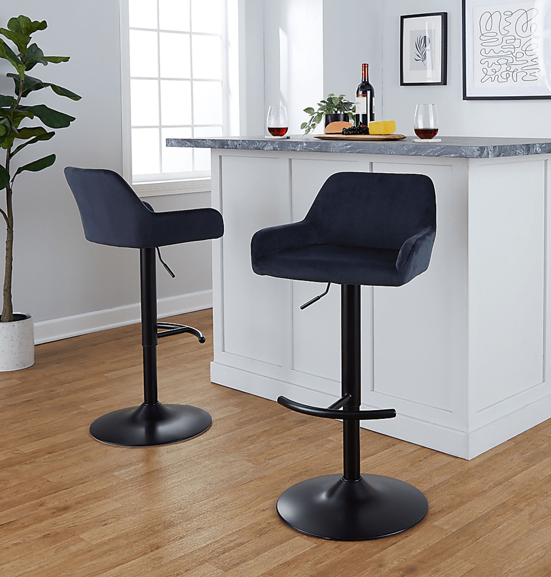 Rimcrest V Black Adjustable Swivel Barstool, Set of 2 - Image 2