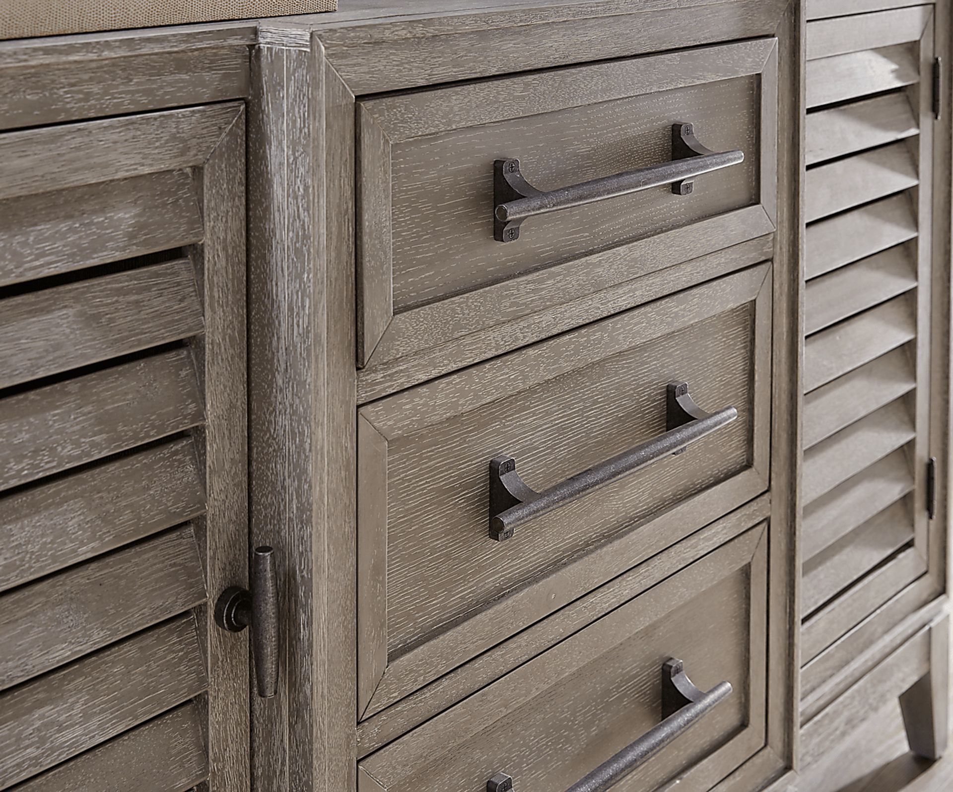 River Falls Light Gray 5 Pc King Slat Bedroom - Image 8