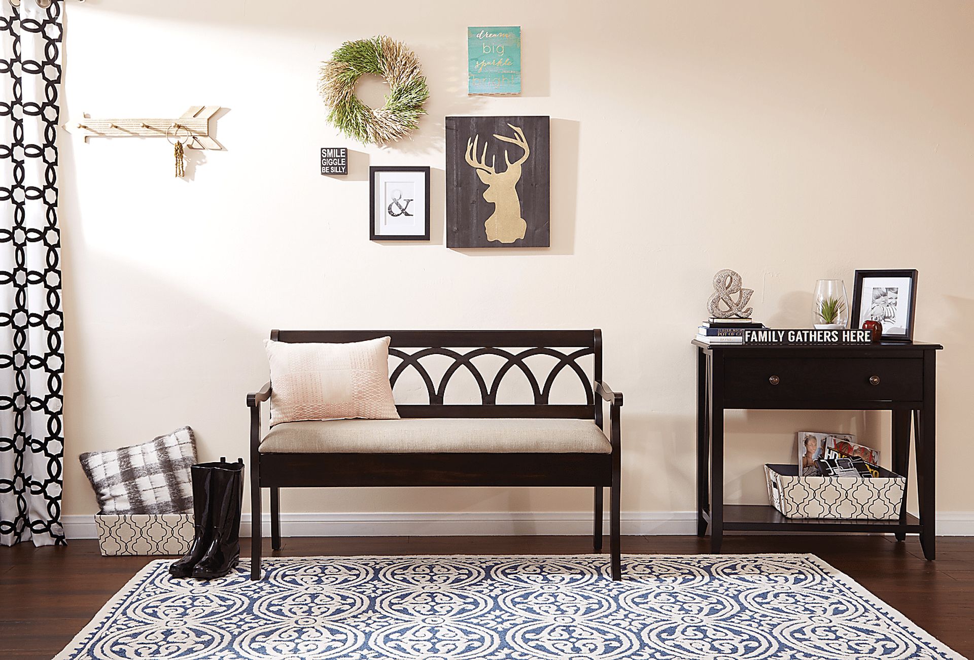 Arhun Black Bench - Image 2