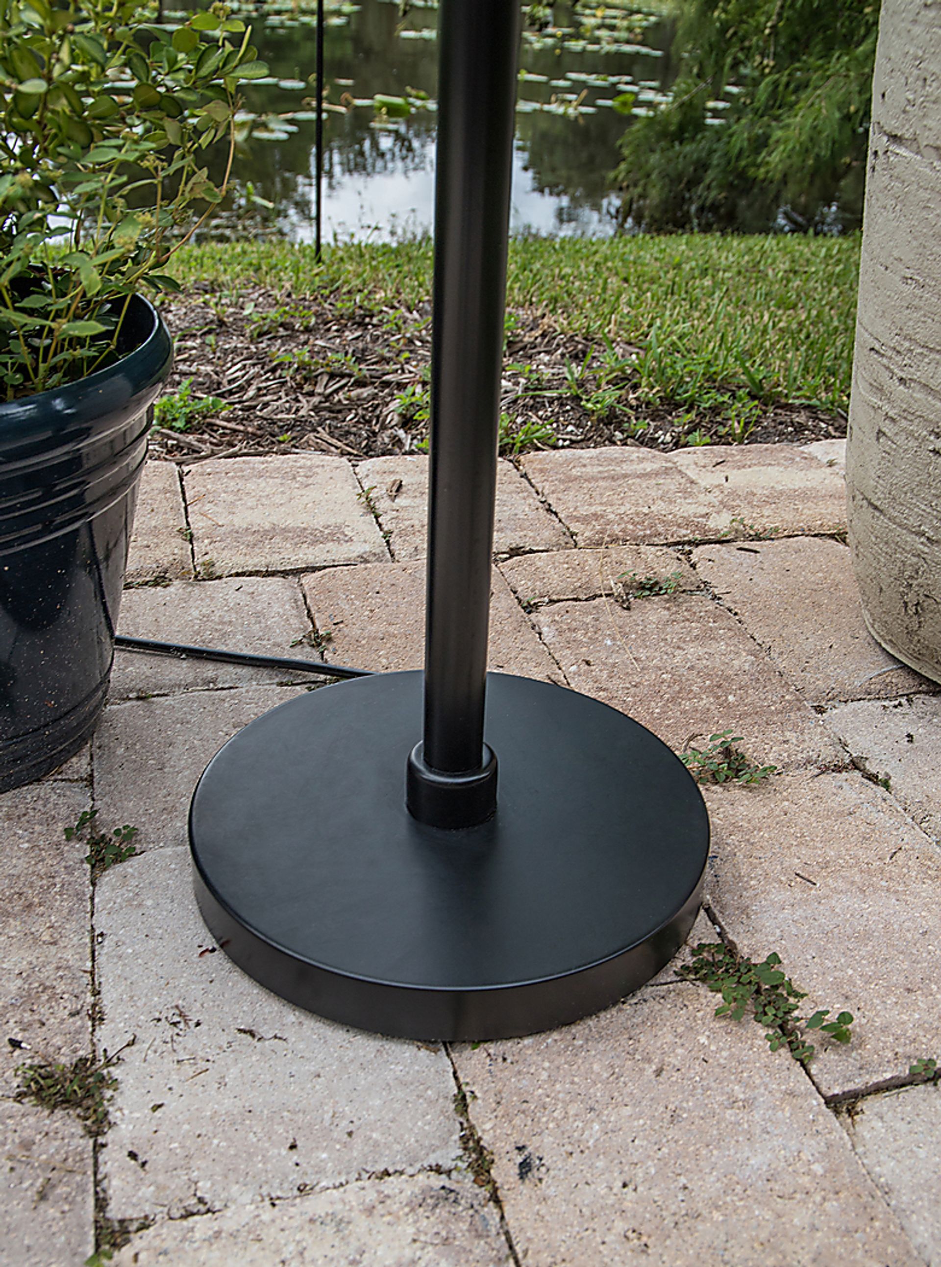 Roanoke Island Brown Outdoor Floor lamp - Image 7
