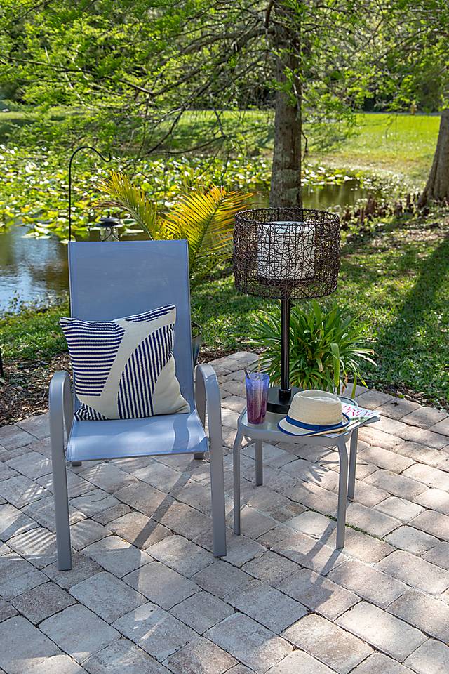 Roanoke Island Brown Outdoor Lamp - Thumbnail - Image 3