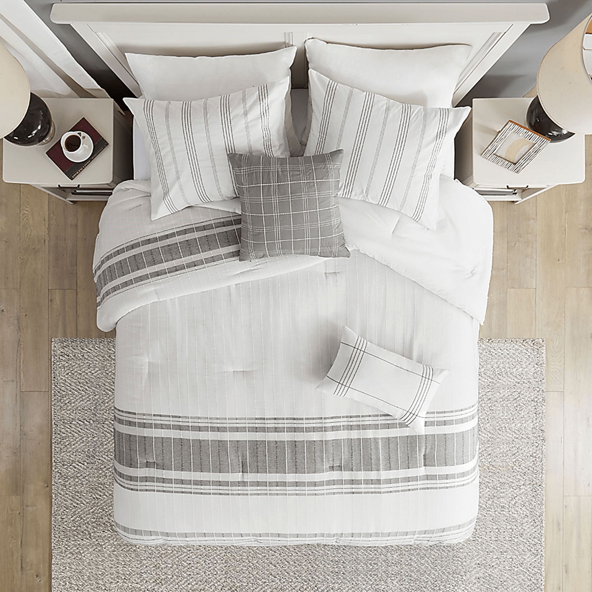 Rober Gray 6pc Cal King Comforter Set - Image 13