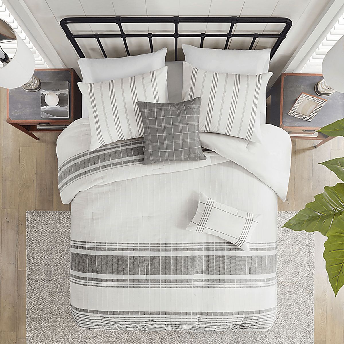 Rober Gray 6 Pc King Comforter Set | Rooms to Go