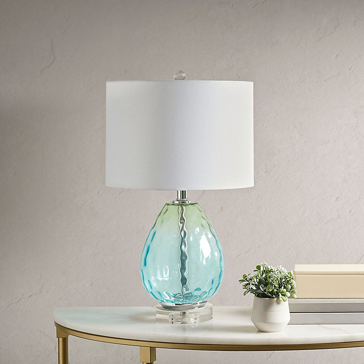 Robin Circle Aqua Blue Table Lamp | Rooms to Go