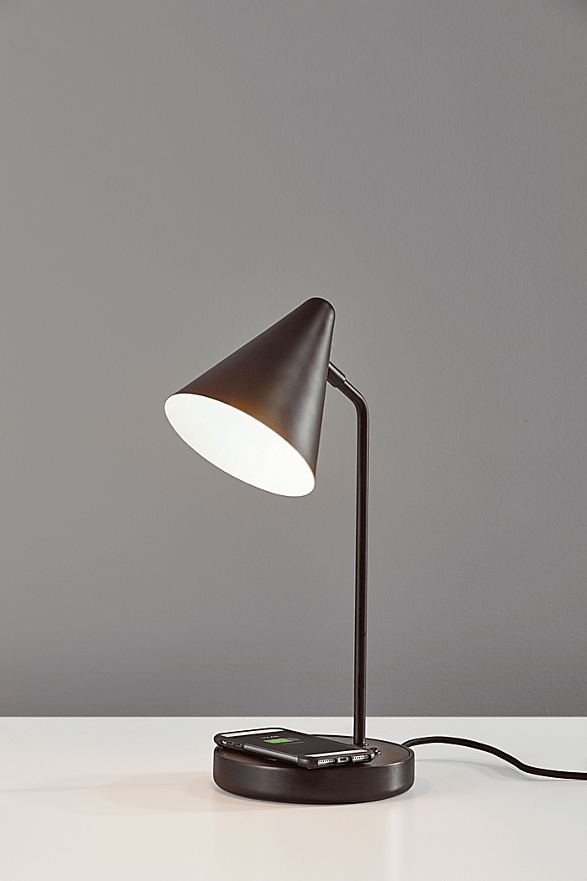 Rodkey Black Lamp - Image 3