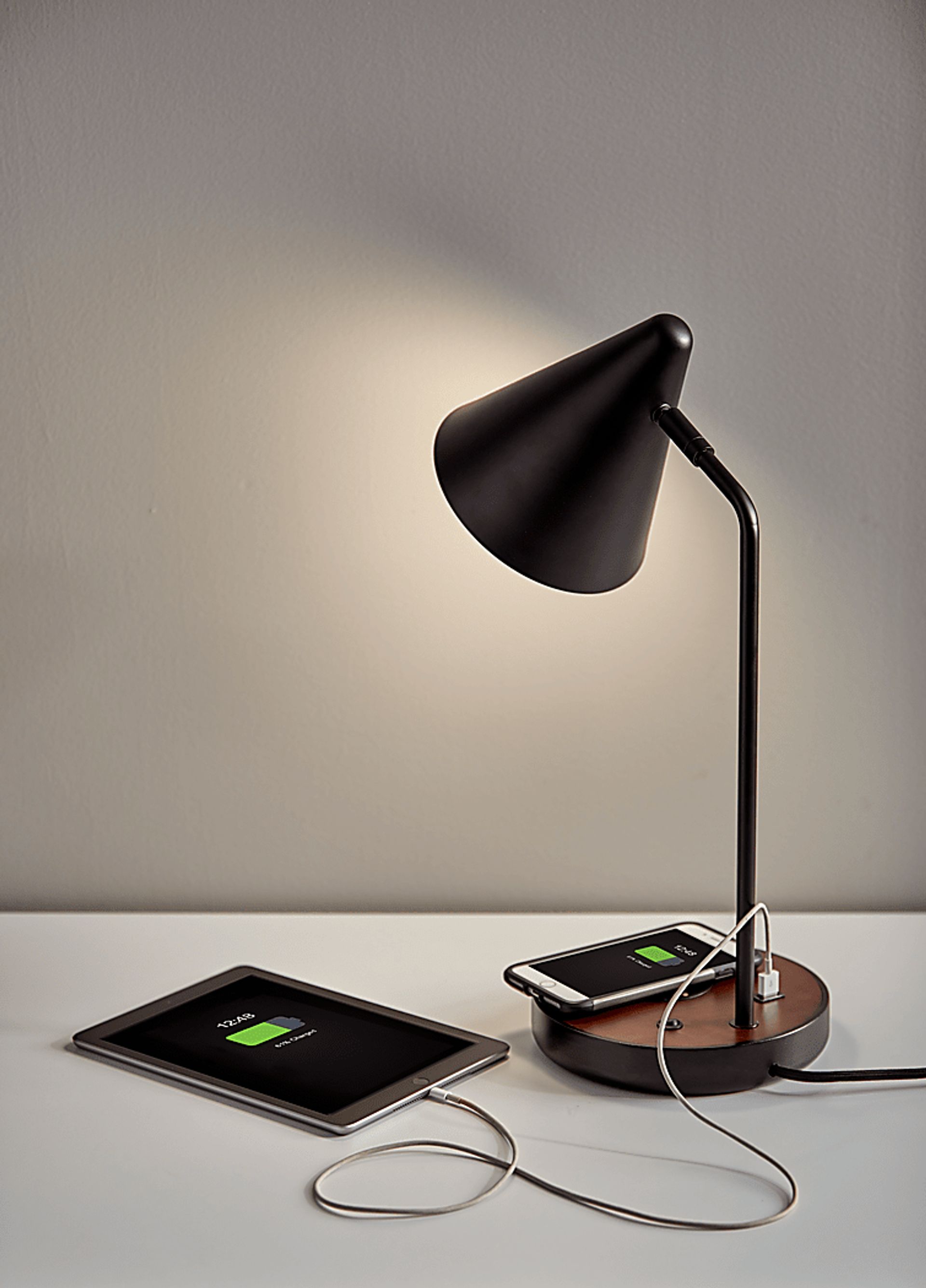 Rodkey Black Lamp - Image 5