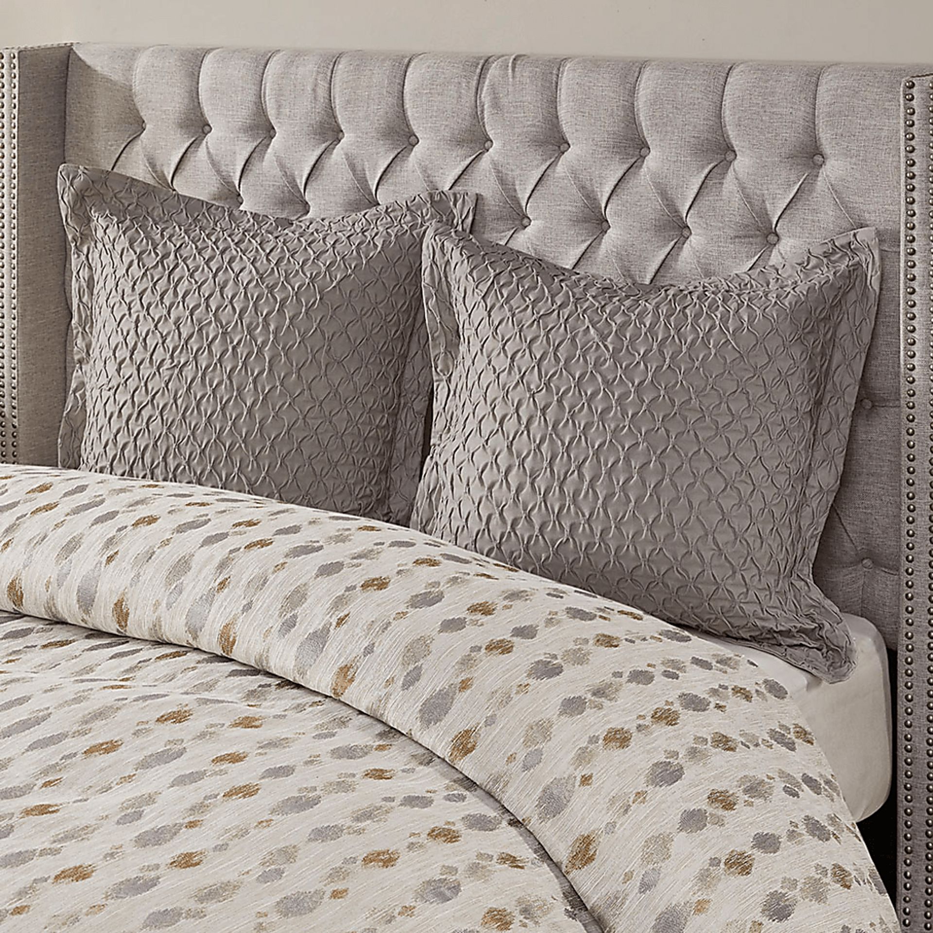 Roffignae Taupe 9 Pc King Comforter Set - Image 7