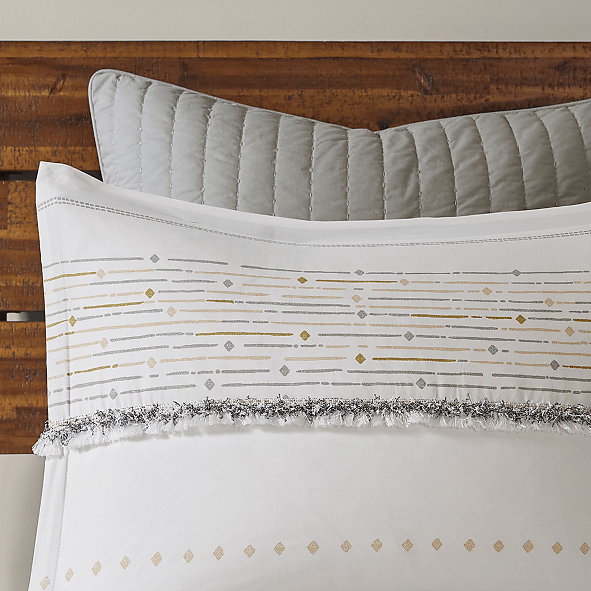 Rohret White Gray 3 Pc King/California King Comforter Set - Image 6